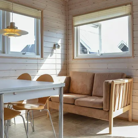 13 * Thyborøn